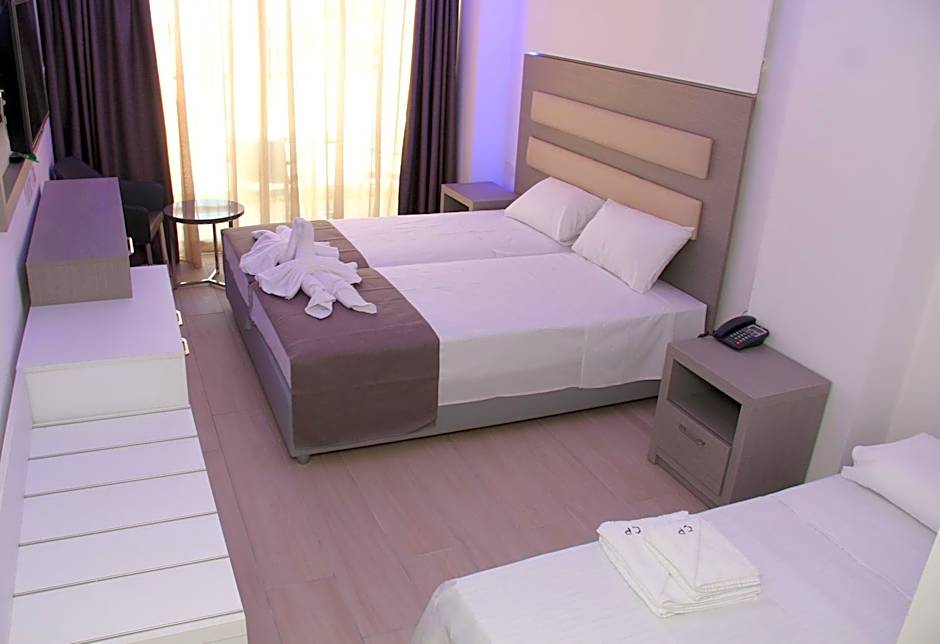Captain Pier Hotel