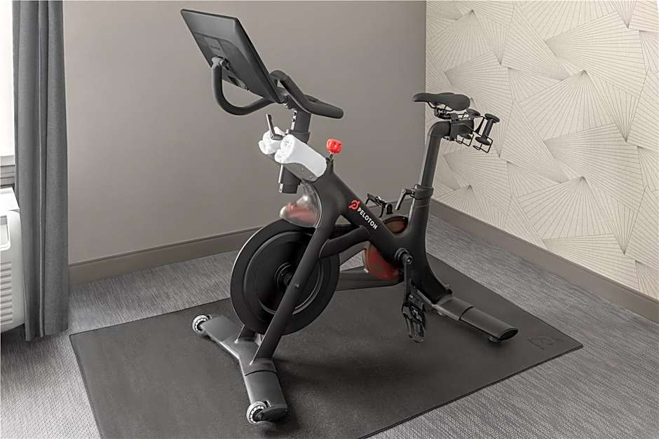 DoubleTree by Hilton Dayton Fairborn