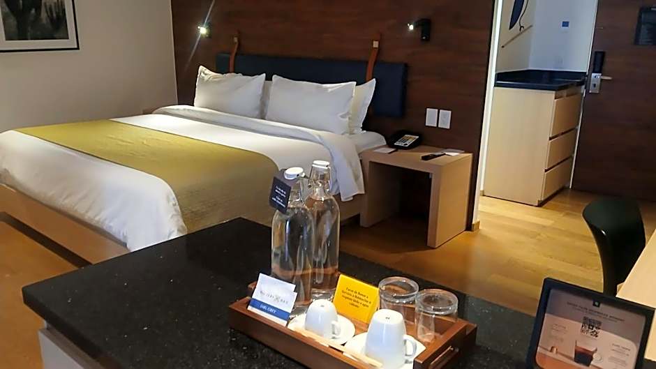 Voco Guadalajara Neruda By IHG