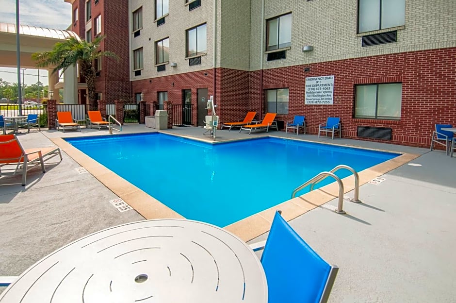 Holiday Inn Express Hotel & Suites Biloxi- Ocean Springs By IHG