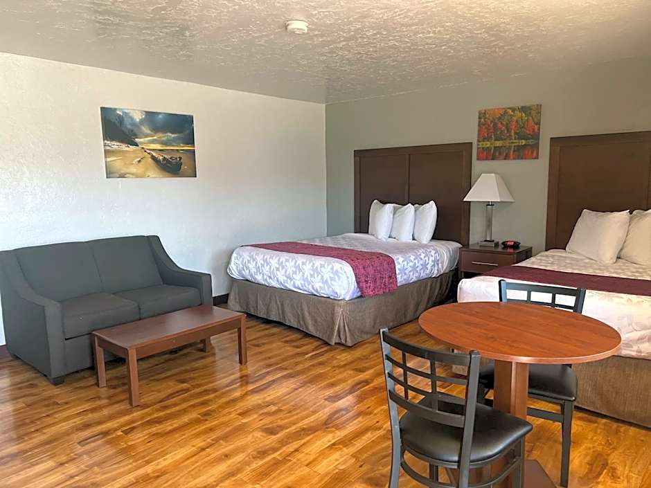 Red Carpet Inn Medford