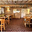 Sturdy`s Castle - Historic Coaching Inn near Blenheim Palace, Oxfordshire