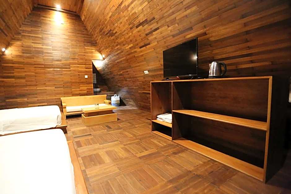 Batur Cliff Panorama