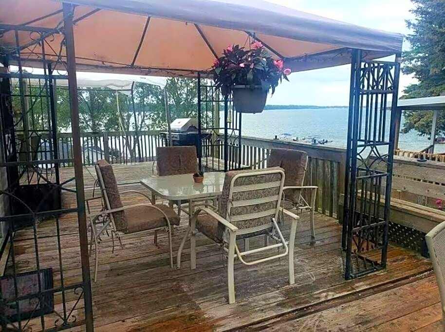 Westlake Dunes View Beach-FREE Pontoon Boat Rental