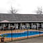 Devonwood Motel