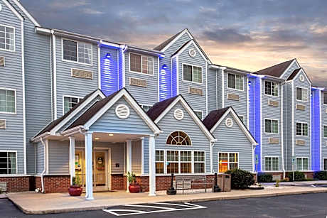 Microtel Inn & Suites by Wyndham Lillington Near Campbell U
