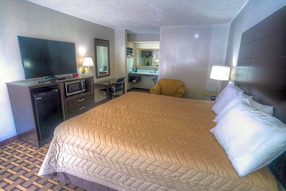 Amerivu Inn & Suites - Helen - Downtown