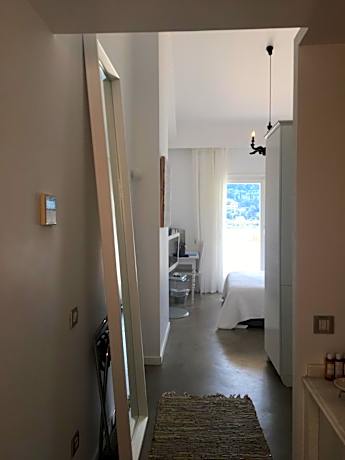 Modern Superior Art Room