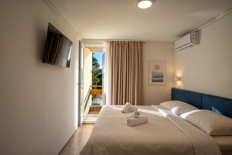 Alemaris Resort