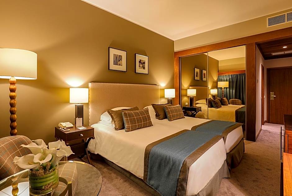 Photo 1 of 9 of Premium 2 Beds