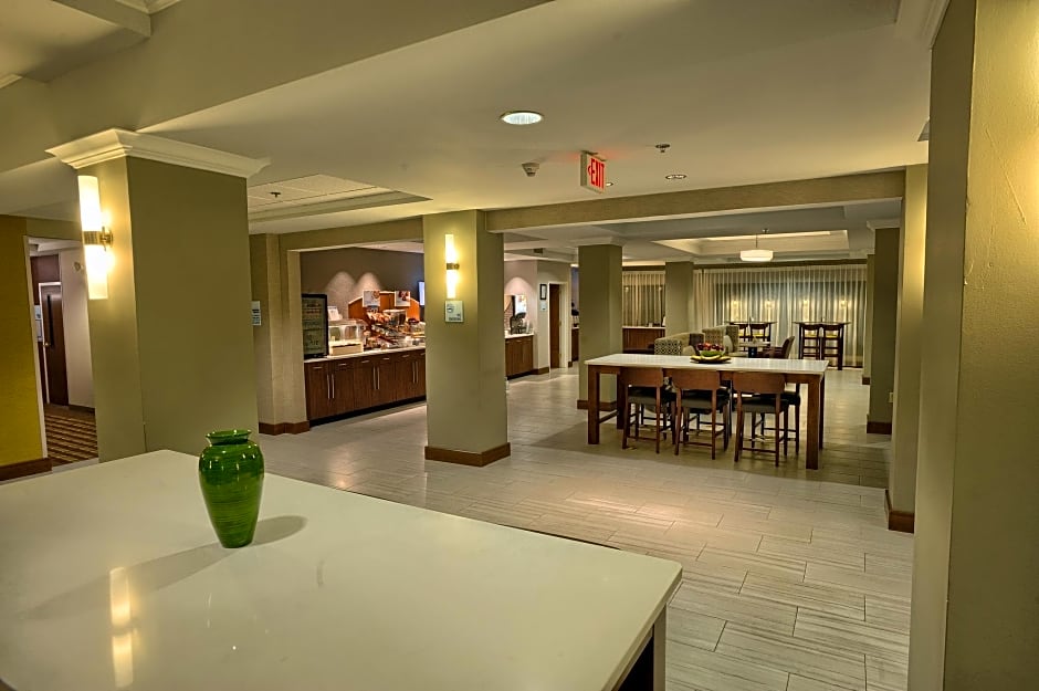 Holiday Inn Express Hotel & Suites Pell City