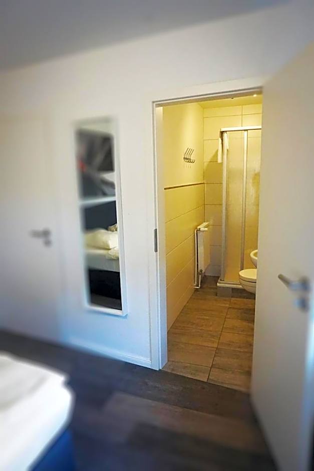 Ellada Restaurant & Hotel