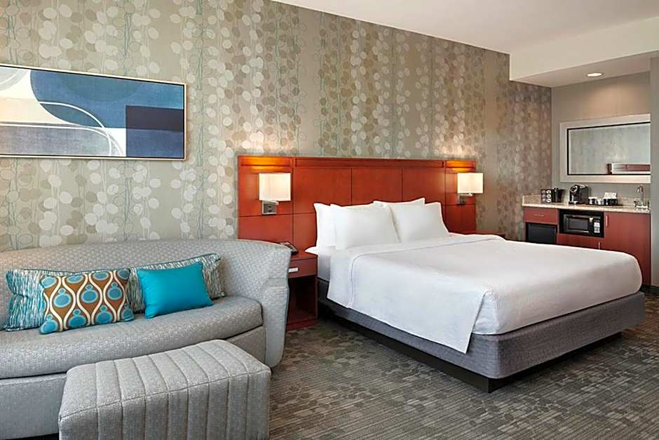 Courtyard by Marriott Ottawa East