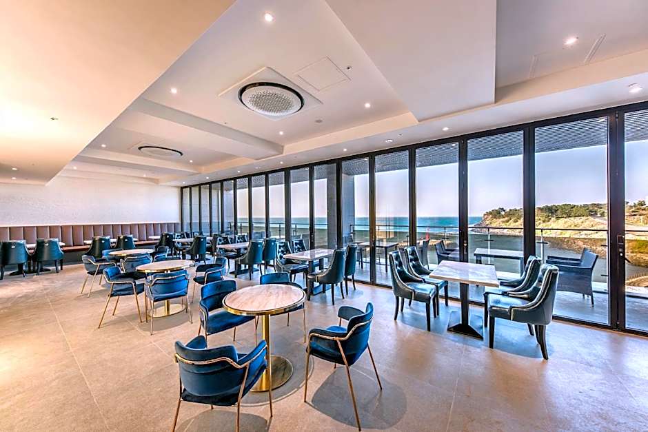 Dyne Oceano Hotel