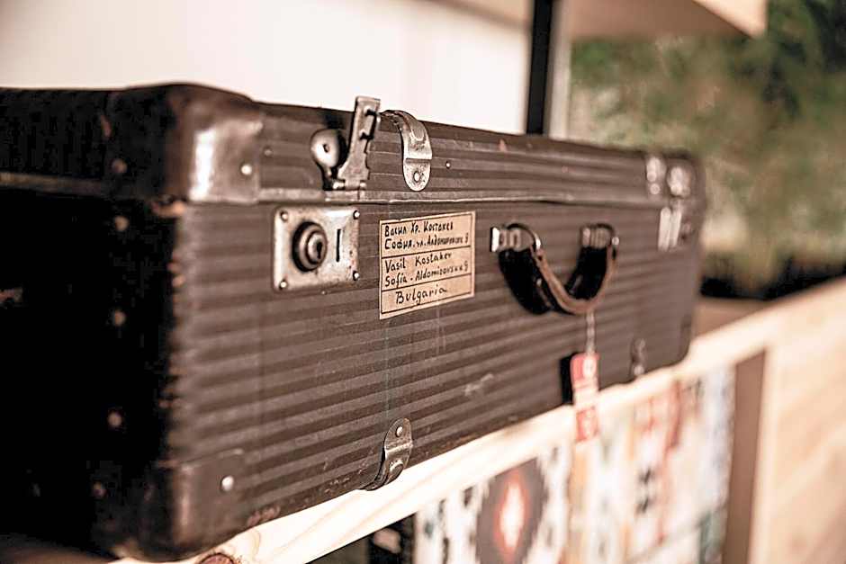 Sunny Beach Club - Adults Only #YouthfulVibes