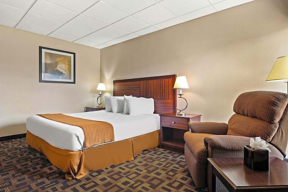 Rodeway Inn McPherson East