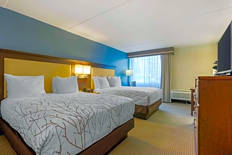 Queen Room with Two Queen Beds and Roll-In Shower- Disability Access - Non Smoking