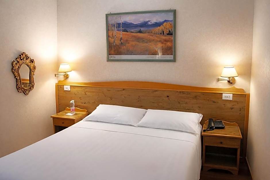 Phi Hotel Ambra