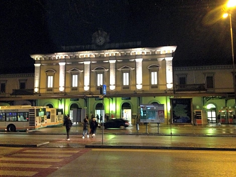 Stop & Sleep Udine Fronte Stazione