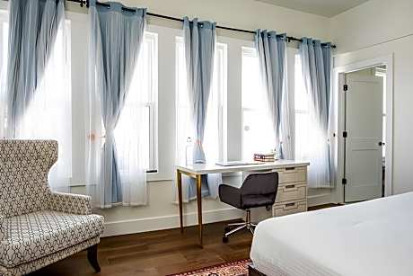 Scarborough Inn