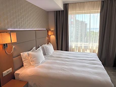 Hotel Golden Tulip Varna