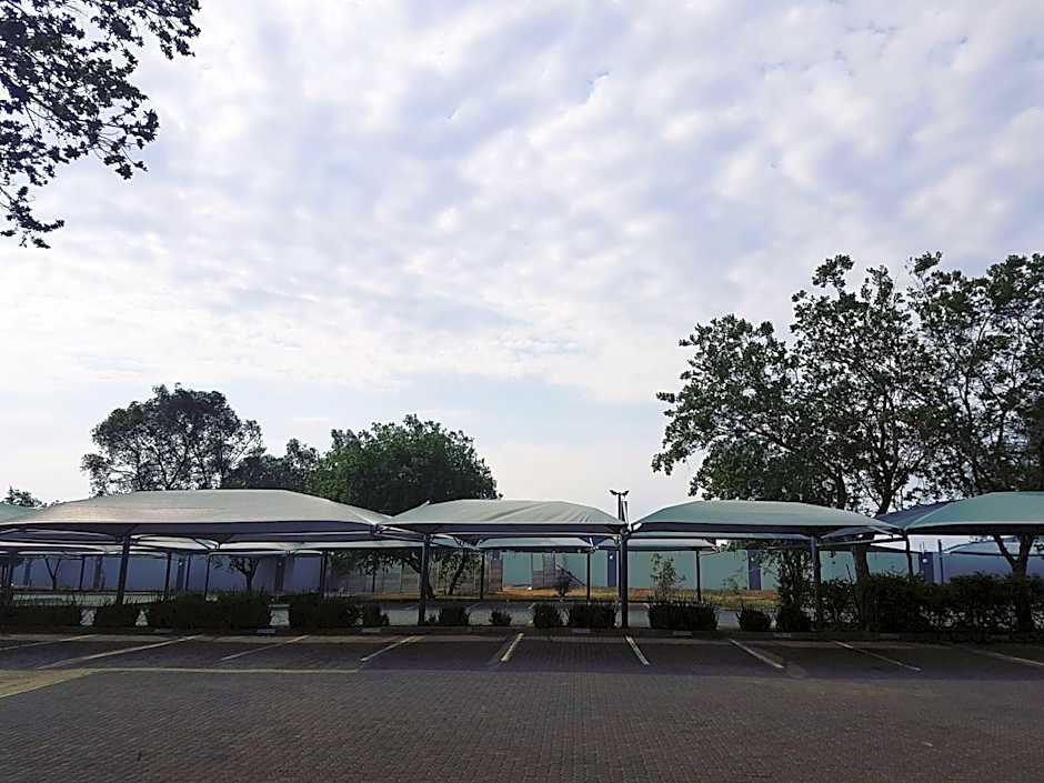 Palm Continental Hotel