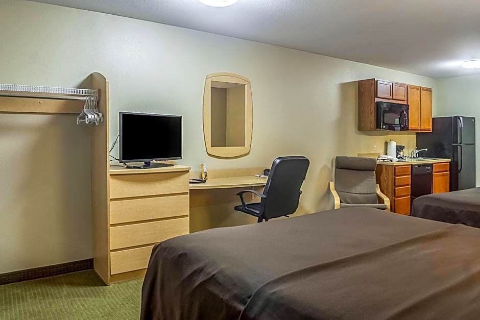 Suburban Studios Triadelphia - Wheeling at The Highlands