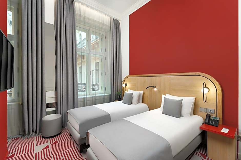 Hotel Oktogon Haggenmacher by Continental Group