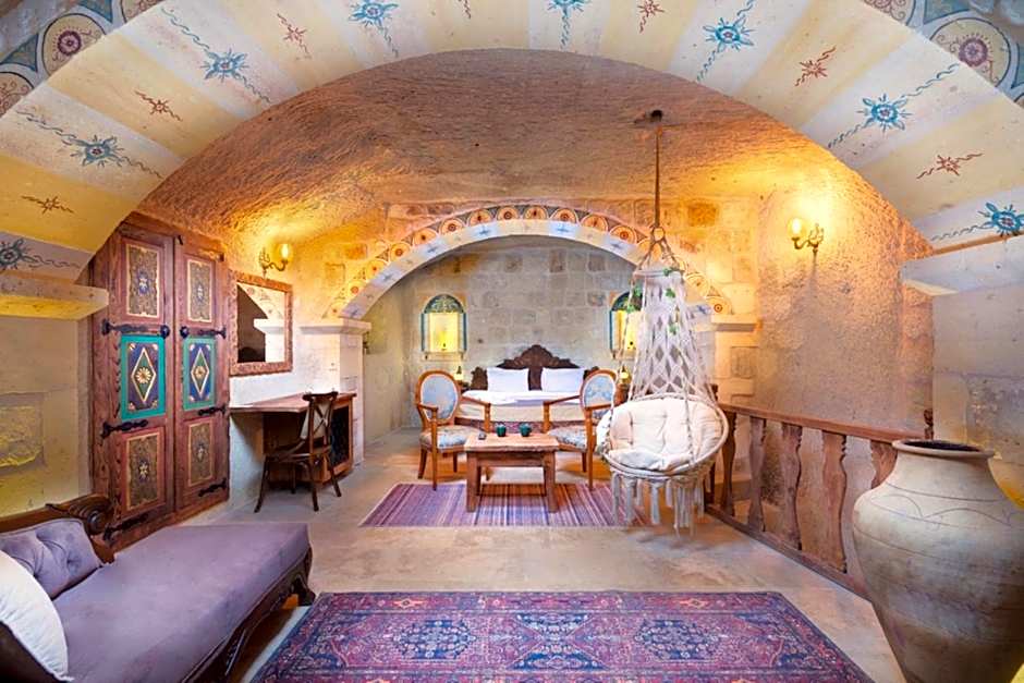 Capp Royal Cave HOTEL