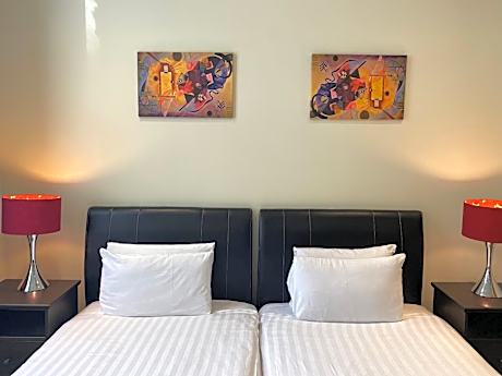 Two-Bedroom Apartment (4 Adults)