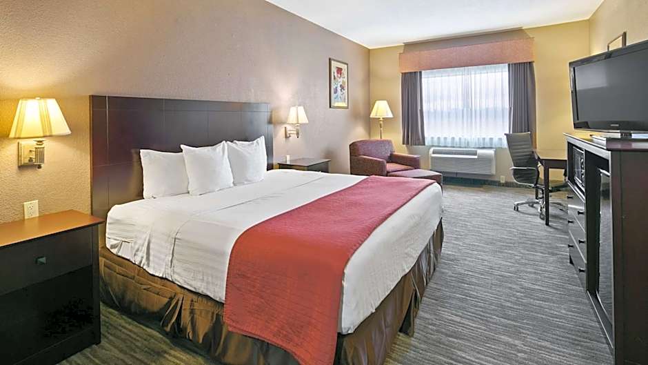 Best Western Dayton Inn & Suites