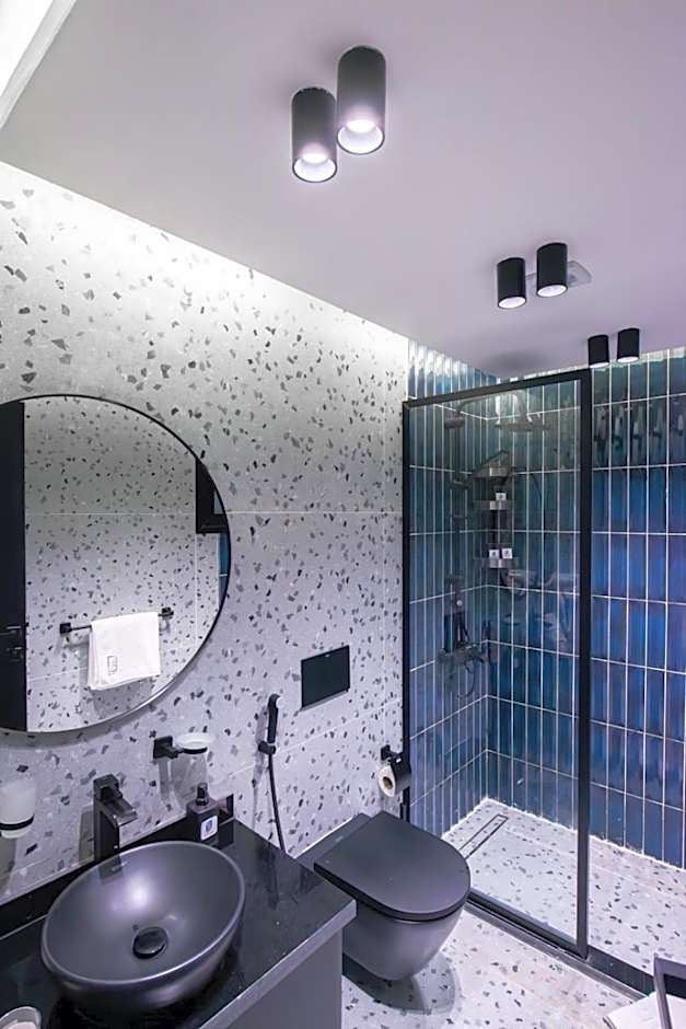 The 1 BDR Cobalt Cube 5 min to CAI Airport