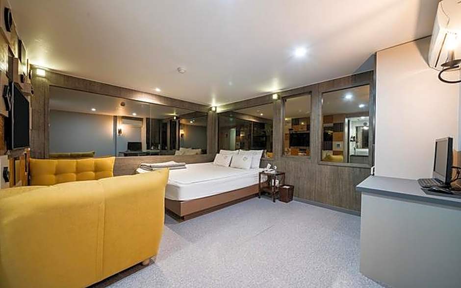 Photo 1 of 8 of VIP Room