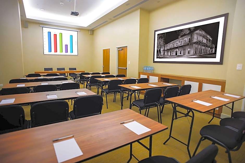 Hampton Inn By Hilton Piedras Negras