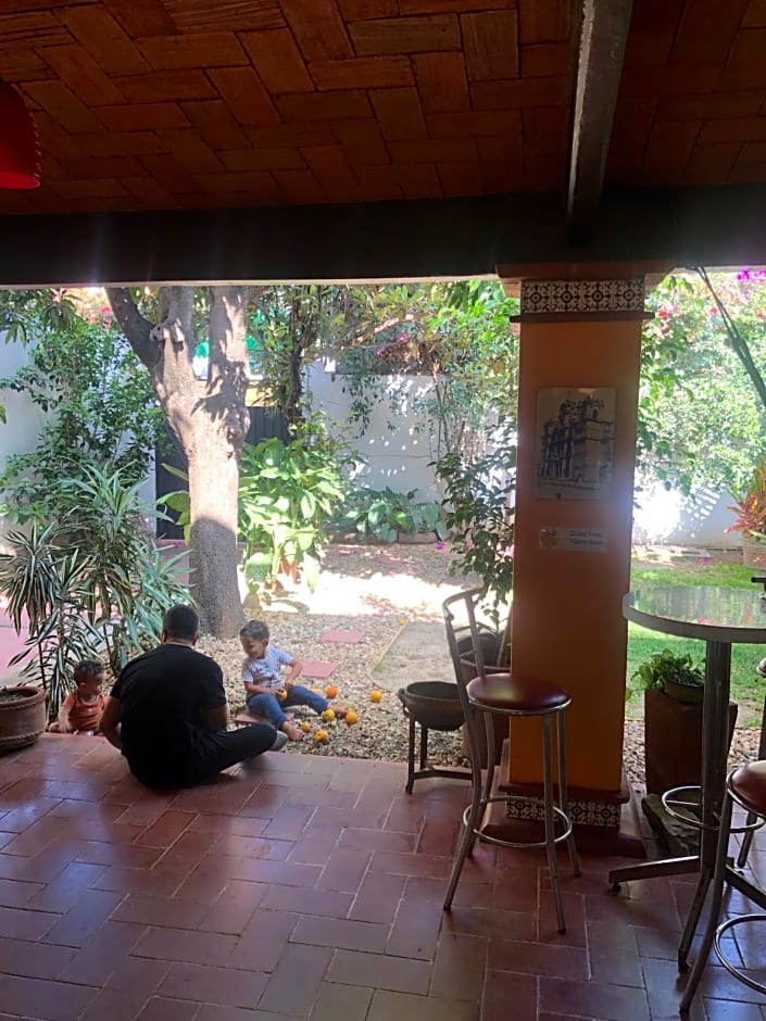 Los Nardos Hostel
