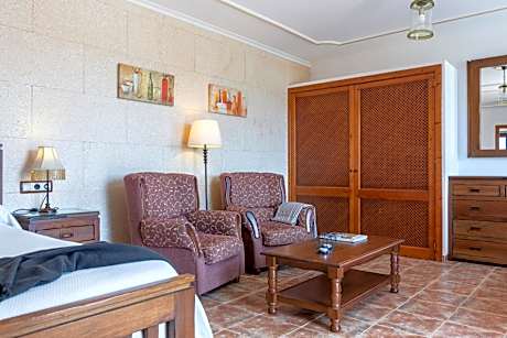 Family Junior Suite with kitchenette