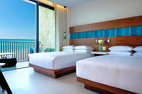 Queen Room with Two Queen Beds and Ocean View - Club Access