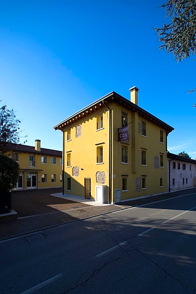 Hotel C25