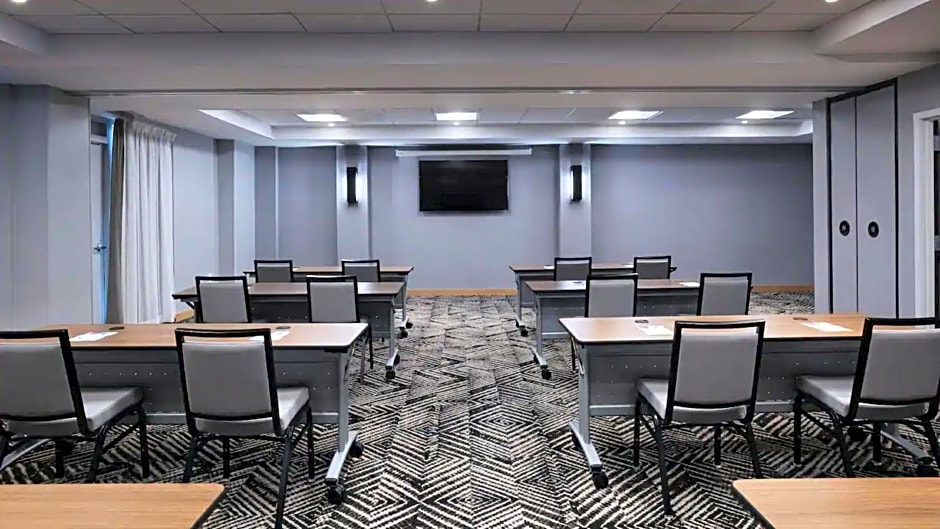 Hyatt Place Austin/Arboretum