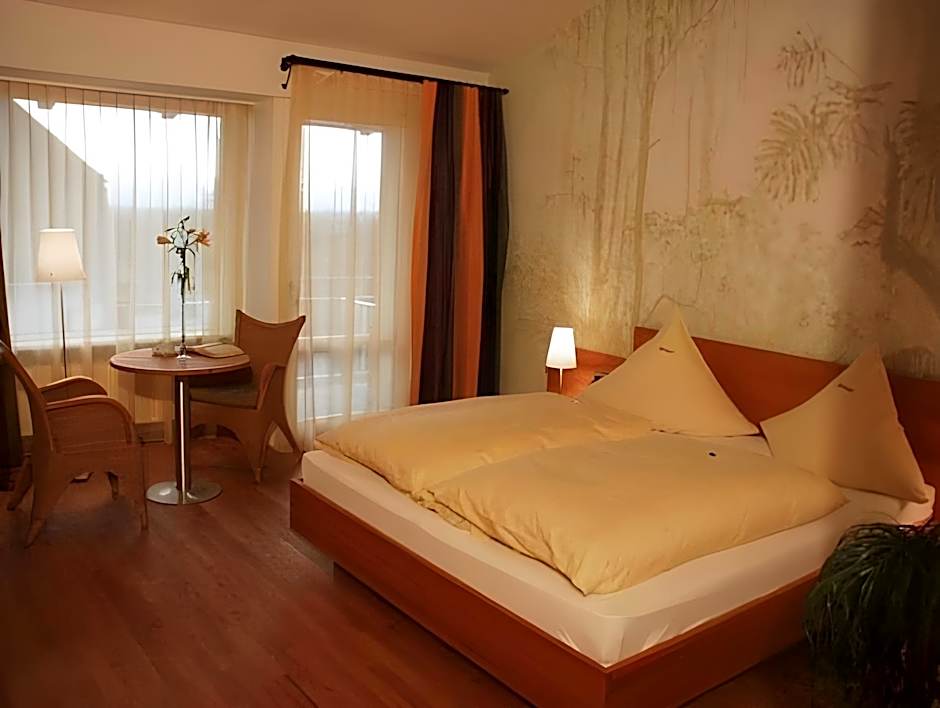 Wirthshof Hotel & Chalets