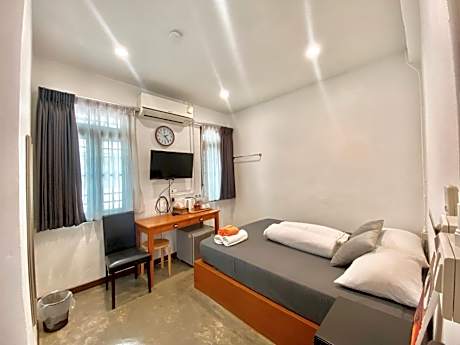 Double Room with Shared Bathroom