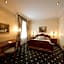 Grand Hotel London