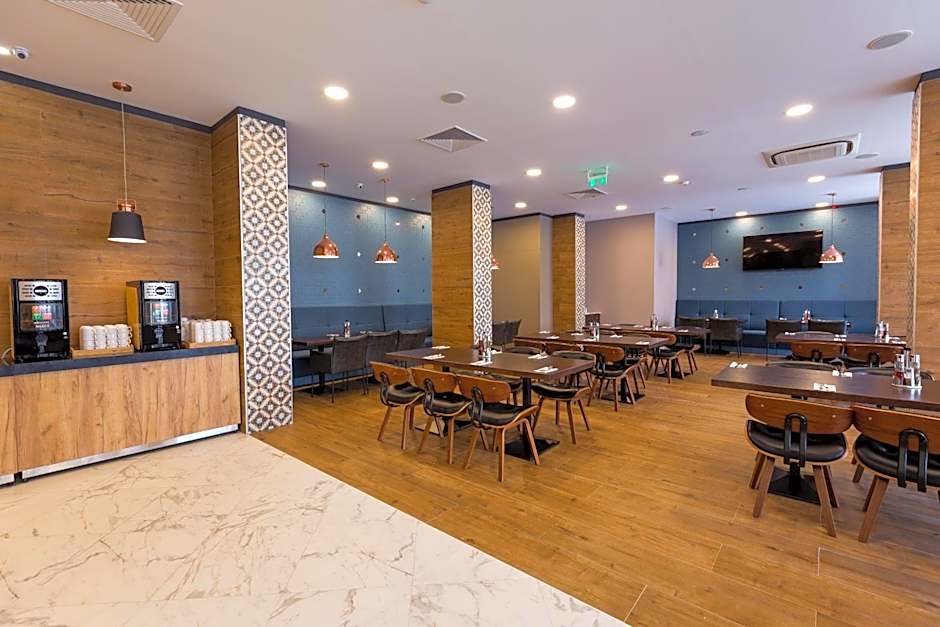 Best Western PLUS Premium Inn