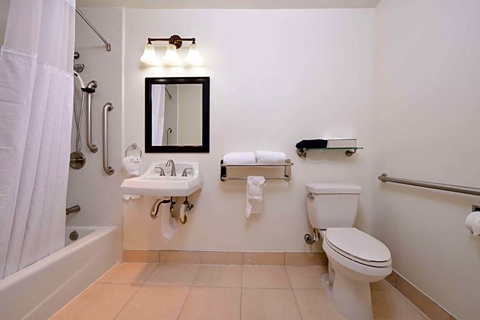 Best Western Plus LA Mid-Town Hotel