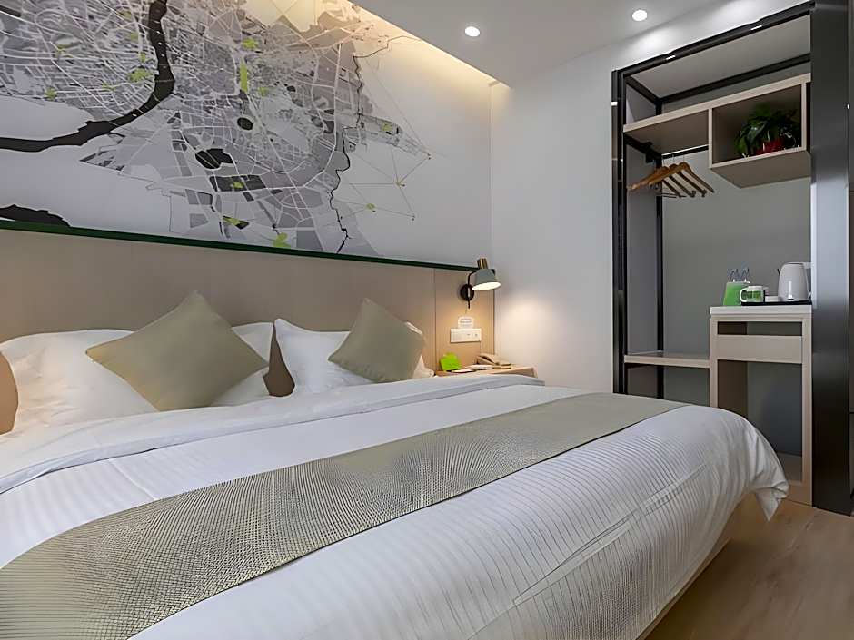 Vatica Hefei Huangshan Road Yuexi Road Hotel