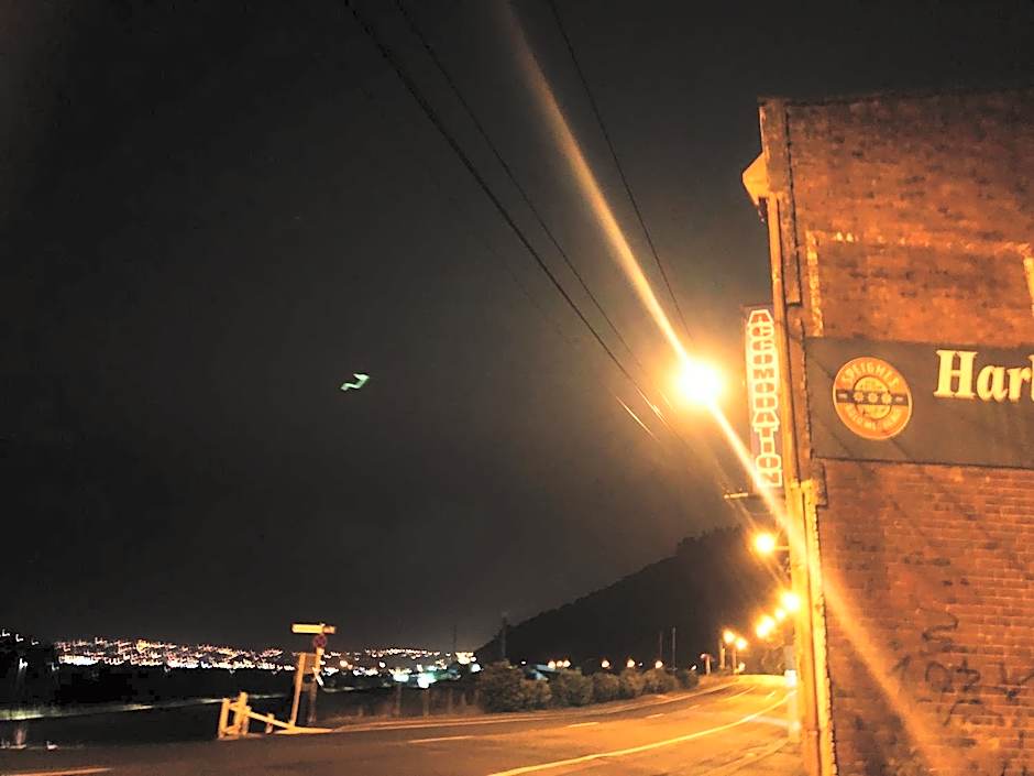 Harbourview Stadium Hotel