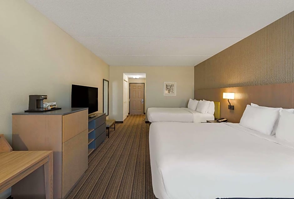 Country Inn & Suites by Radisson, Findlay, OH