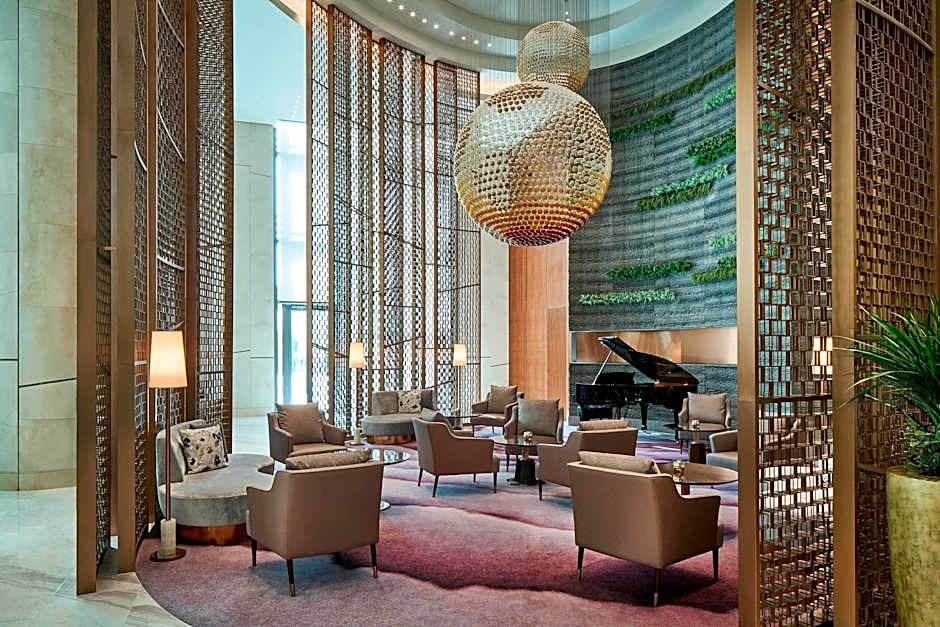 Marriott Jeju Shinhwa World Hotel