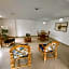 Golfinho Plaza Hotel