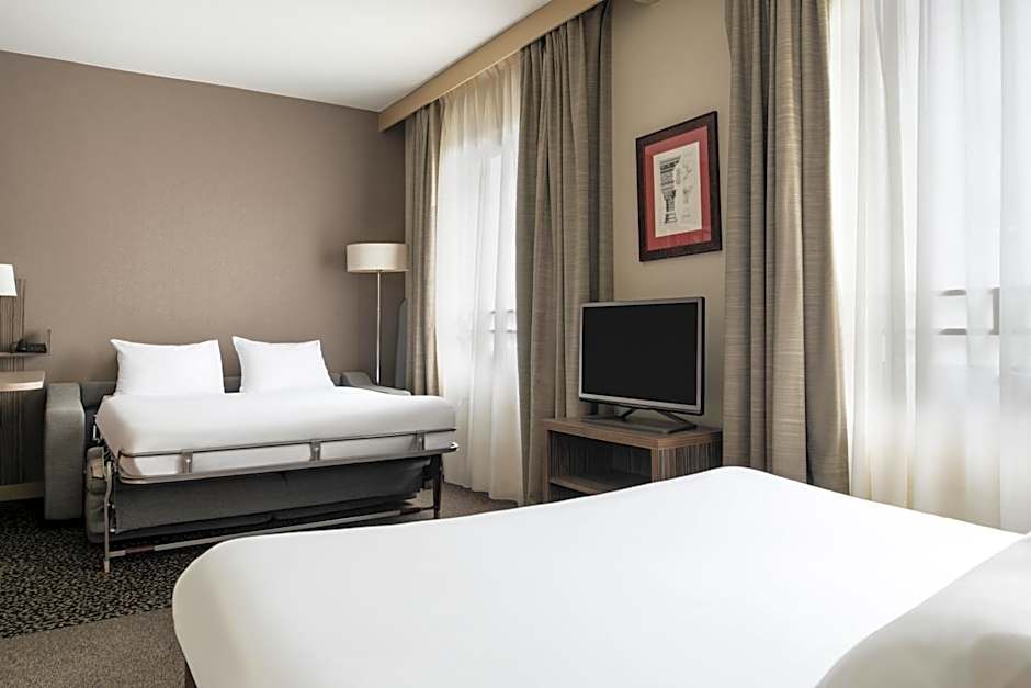 Adagio La Defense Esplanade Aparthotel